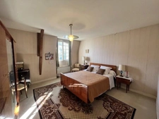 CHÂTELLERAULT – Maison familiale 152 m² – 5 chambres – Vie de plain-pied – Terrain 1 000 m²