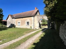 Maison 155m² rénovée + 2 granges 280 m²
