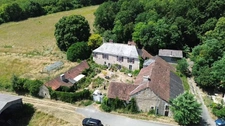 Maison de caractére à rénover 