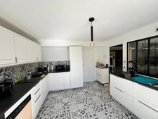 DEUX MAISONS RÉNOVÉES 150m² + 120m²– PARC DE 9 500 M² – À 20 MINUTES DE CHÂTELLERAULT