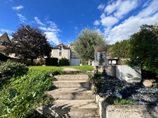 SUPERB 250 SQM STONE HOUSE – CHARM, SPACIOUS ROOMS AND HEATED POOL – 10 min north of Châtellerault