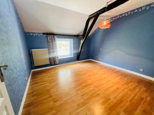 157m2 farmhouse with superb land and very large garage