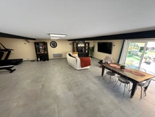 DEUX MAISONS RÉNOVÉES 150m² + 120m²– PARC DE 9 500 M² – À 20 MINUTES DE CHÂTELLERAULT
