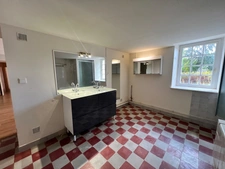 CHARACTERFUL LONGHOUSE – 230 m² – CHARM, SPACIOUSNESS & AUTHENTICITY – 20 MINUTES NORTH OF CHÂTELLERAULT