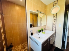 House built in 2010, single storey - 4 bedrooms - garage and large garden