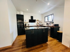 Maison rénovée 5 chambres - parc boisé - 7 min Châtellerault