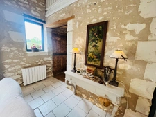 Propriété d'exception  570m² + activité gites entre Poitiers et Tours 