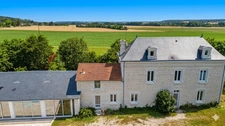 Maison de Maître + Piscine + Grange de 100 m² | 7 000 m² de terrain | Sans voisinage