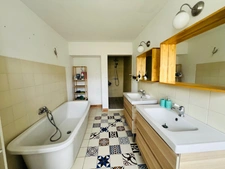 LOFT-style house in Châtellerault 