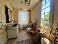 Maison de caractére à rénover 