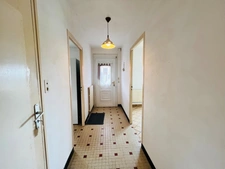 Maison 3 chambres + grand sous sol et grand terrain clos 10 min Châtellerault