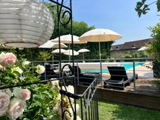 Propriété d'exception  570m² + activité gites entre Poitiers et Tours 