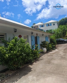We fell in love with this 5-room villa on 2 levels at Anse à L'Ane in Trois-Ilets.                                                       