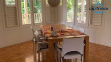 Coup de cœur pour cette villa d'architecte F7 sur les hauteurs de Fort- de-France !