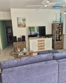 We fell in love with this 5-room villa on 2 levels at Anse à L'Ane in Trois-Ilets.                                                       