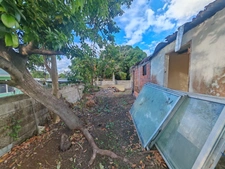 Maison à rénover à fort potentiel à Sainte Marie (97230).