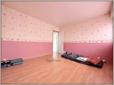 Appartement 4 pièces - 2 places de parking + cave Clichy-sous-bois 