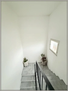 DRANCY - IMMEUBLE 2 APPARTEMENTS F3 + GARAGES + JARDIN