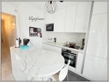 Appartement à vendre 3 pièces dernier étage asceseur  grande terrasse