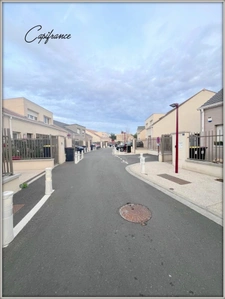 Dpt  (93), à vendre  maison P5  SOUS GARANTIE DECENNALE - Terrain de 139,00 m² 