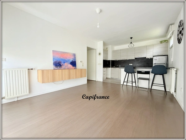 Appartement F3 57m2 avec balcon et place de parking - Aulnay-sous-bois 93600
