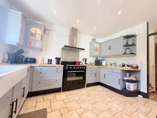 Dpt  (93), à vendre  maison P7 de 125 m² - Terrain de 370,00 m² 