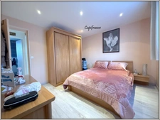 DRANCY - IMMEUBLE 2 APPARTEMENTS F3 + GARAGES + JARDIN
