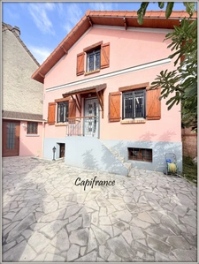 Aulnay-sous-Bois Sud – Maison avec cour privative et stationnement.