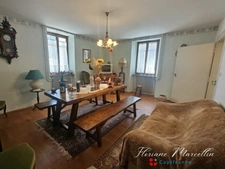 Maison avec 2 appartements indépendants - VOUGY (74)