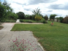 Dpt Ain (01), à vendre BOURG EN BRESSE, quartier Grand Challes, maison de 148 m² sur 2 niveaux (possibilité 2 logements indépendants) - Terrain de 1 078 m²