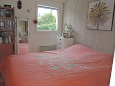 Dpt Ain (01), à vendre BOURG EN BRESSE, appartement T5 de 113 m² en duplex avec véranda, terrasse, jardin privatif et garage