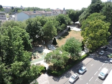 Dpt Ain (01), à vendre BOURG EN BRESSE, appartement T3 de 109 m² au sixième étage avec vue panoramique, balcon, cave et garage