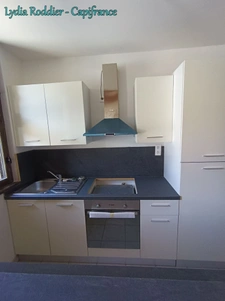 Maison 3 pièces 65 m2 rénovée dans le centre de CHATELDON (63) - secteur calme