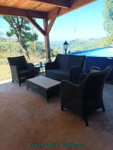 Maison 177 m2 - 6 pièces - 3 Chambres avec vue exceptionnelle à Saint Victor Montvianeix (63550)