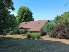 Fermette 10 pièces - grande grange - Rare à SAINT VICTOR MONTVIANEIX (63550) en Auvergne-Rhône Alpes