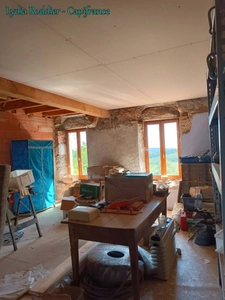 Fermette 10 pièces - grande grange - Rare à SAINT VICTOR MONTVIANEIX (63550) en Auvergne-Rhône Alpes
