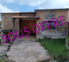 Grange + dépendances sur les hauteurs de Thiers-63300