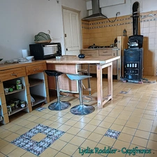 Corps de ferme à vendre 6 pièces - Atelier - Hangar - Dépendances - Terrain 1952 m2 à LACHAUX (63290)