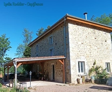 Maison 177 m2 - 6 pièces - 3 Chambres avec vue exceptionnelle à Saint Victor Montvianeix (63550)