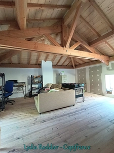 Maison 177 m2 - 6 pièces - 3 Chambres avec vue exceptionnelle à Saint Victor Montvianeix (63550)