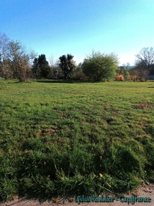 Terrain à vendre - RARE sur PUY GUILLAUME (63290)