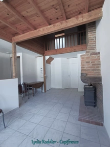 Maison 3 pièces 60 m2 rénovée dans le centre de CHATELDON (63290) - secteur calme