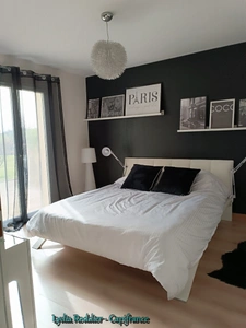 Maison plain-pied - 5 pièces - terrain 5000 m2 LUZILLAT (63350)