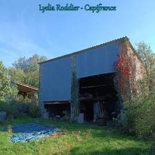 Corps de ferme à vendre 6 pièces - Atelier - Hangar - Dépendances - Terrain 1952 m2 à LACHAUX (63290)