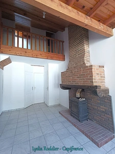 Maison 3 pièces 60 m2 rénovée dans le centre de CHATELDON (63290) - secteur calme
