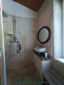 Maison 177 m2 - 6 pièces - 3 Chambres avec vue exceptionnelle à Saint Victor Montvianeix (63550)