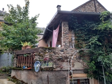 Vaste maison de village - TREBAS LES BAINS
