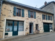 Vaste maison de village - TREBAS LES BAINS