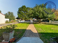 Maison à vendre, plain-pied, Haute-Goulaine, proche du bourg, 4 chambres, dépendance 20m2