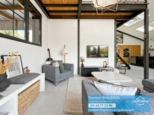 Architect-designed house with exceptional volumes, close to the village of Vertou - 4 bedrooms - Swimming pool - Exclusive 